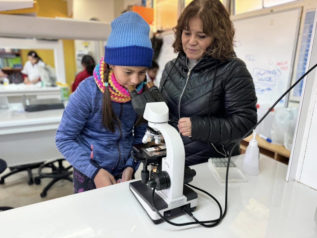 ALINA RÜCKER MOLINA NOS VISITA DESDE EL COLEGIO KÖNIGIN-MATHILDE-GYMNASIUM DE ALEMANIA