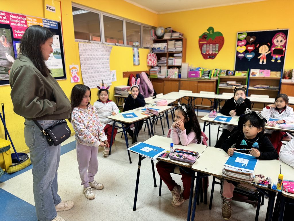 NUESTRA ESCUELA RECIBE UNA VISITA MUY ESPECIAL DESDE AUSTRALIA